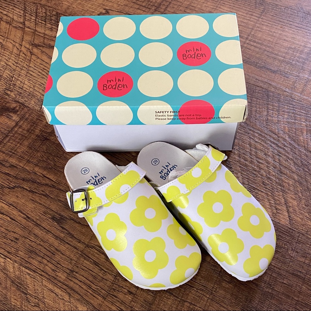 New Mini Boden Floral Leather Clogs size 29 (11.5)
